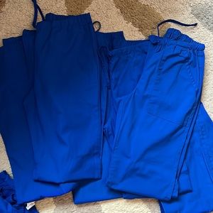 Cherokee scrub lot: 👖 pants (6) tops (2)👚